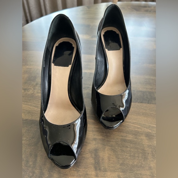 Miss Dior Escarpine Patented Leather Pumps Noir - Picture 8 of 9